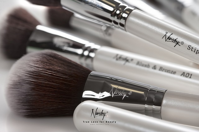 makeup-brushes-824702_640.jpg